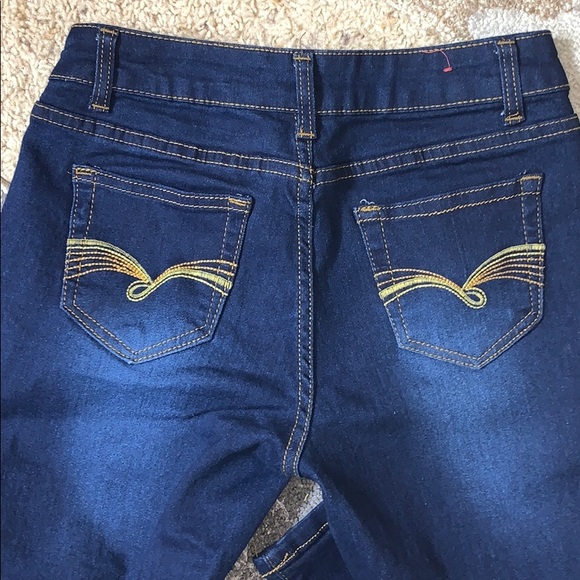 Never used jeans in great condition - Picture 5 of 5